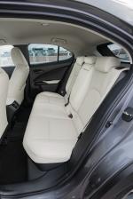 Lexus UX250h 2018 года (WW)